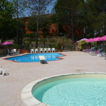 Hotel Il Poggetto Castellina Marittima Exterior photo