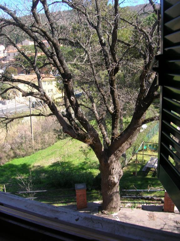 Hotel Il Poggetto Castellina Marittima Exterior photo