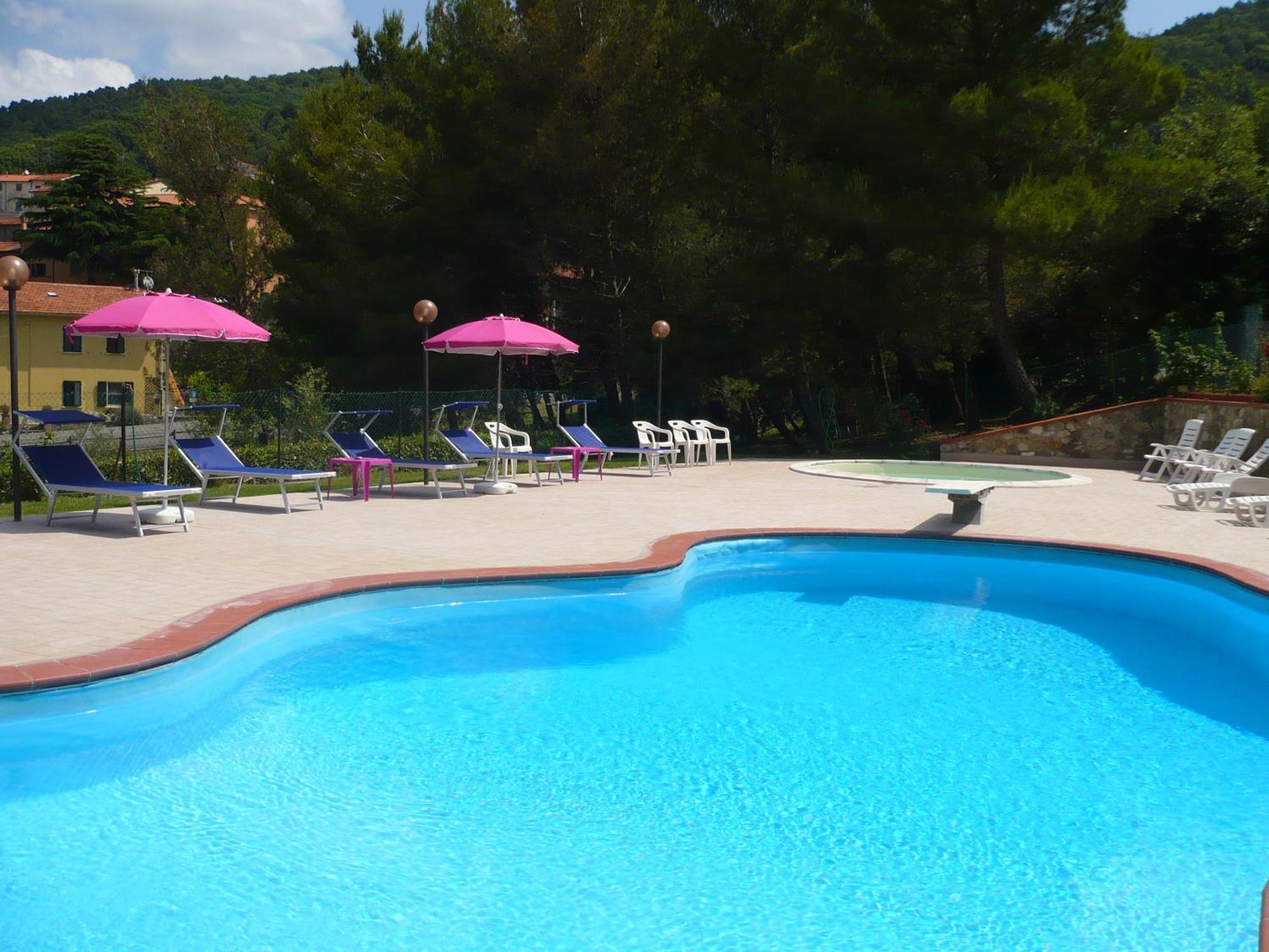 Hotel Il Poggetto Castellina Marittima Exterior photo