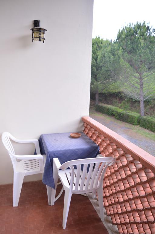 Hotel Il Poggetto Castellina Marittima Exterior photo