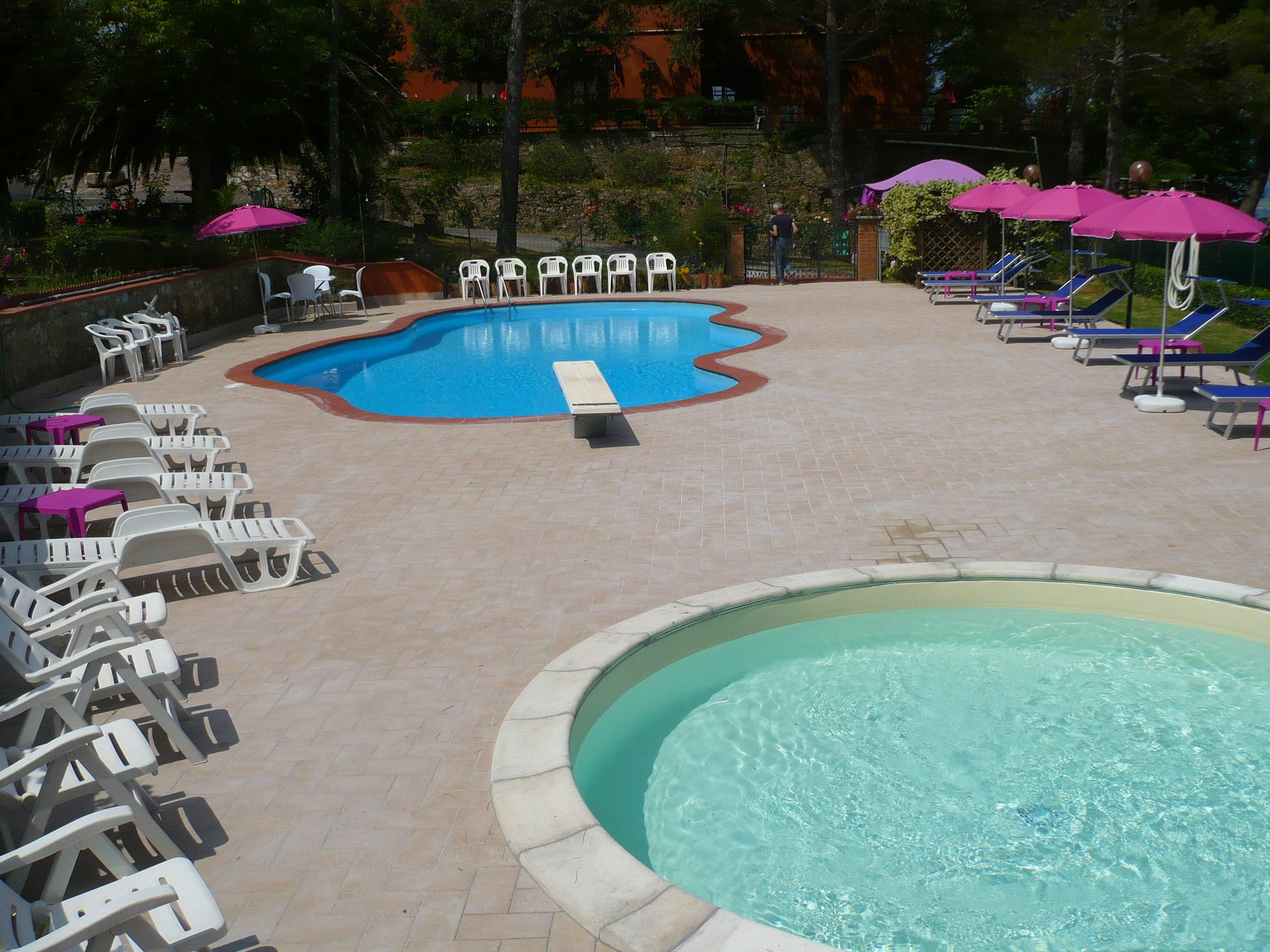Hotel Il Poggetto Castellina Marittima Exterior photo